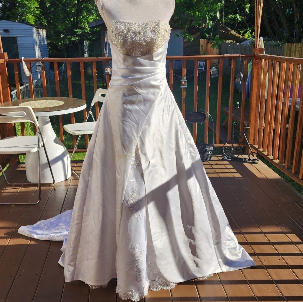 Maggie Sottero Couture White Strappless Adjustable Back Straps Bridal Dress 10